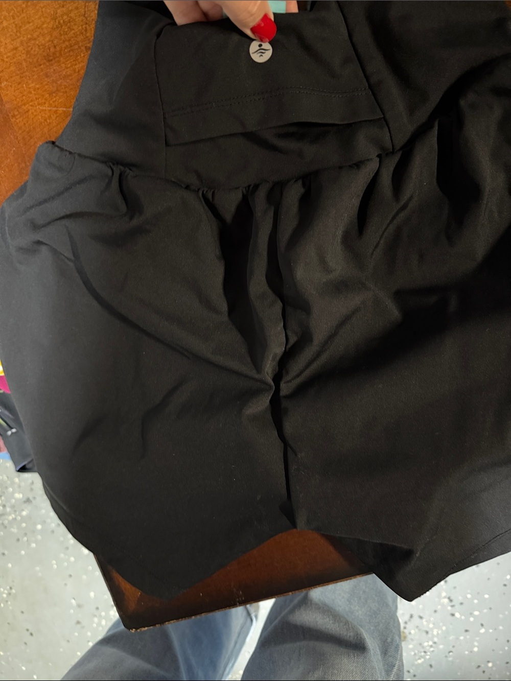 Halara shorts - Picture 3 of 3